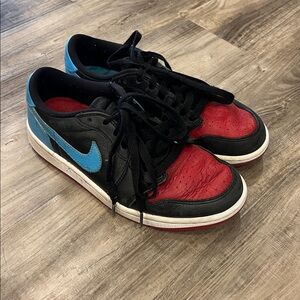 Boys Nike Black and Red Sneakers with Blue Accents : Size 6.5